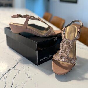 London Fog Macey Demi-Wedge Dress Sandals | LFW-MACEY | Women's 8.5 | Rose Gold